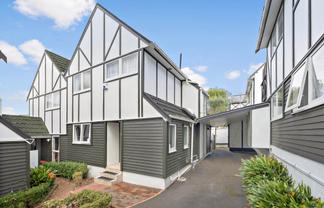 7/23 Cleary Road, Panmure