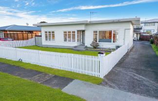 1/23 Churchill Avenue, Manurewa