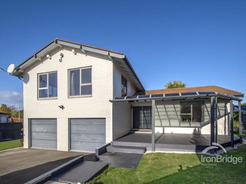 25 Delaware Crescent, Russley