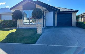 8 Wiersma Lane, Wigram