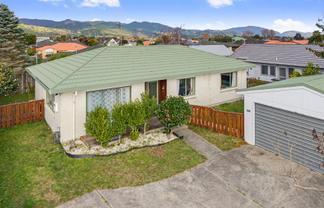 33 Rosewood Place, Paraparaumu