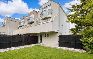 1/102 Wainui Street, Riccarton