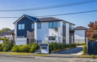 2/550 Barbadoes Street, Edgeware