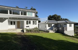 10 Roys Road, Weymouth