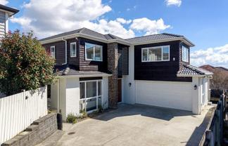 16 Evelina Lane, Flat Bush
