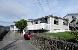 24 Francis Rd, Paraparaumu Beach
