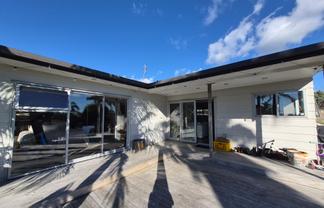 23 Karaka Road, Beachlands