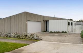 31 Smith Street, Lepperton