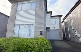 10 Killarney Drive, Flat Bush