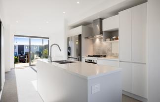 6/1 Scott Road, Hobsonville