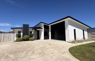 8 Cherry Place, Feilding