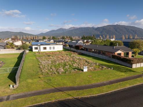 25 Acheron Way, Te Anau