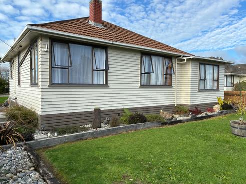 1 Webb Street, Westport