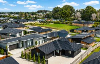 6 Heke Lane, Glenview