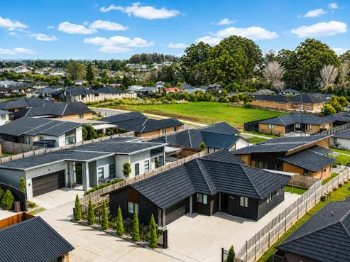 6 Heke Lane, Glenview