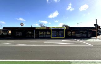 Shop in High Profile Corner Block