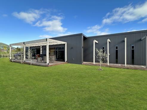135 Lisland Drive, Kinloch