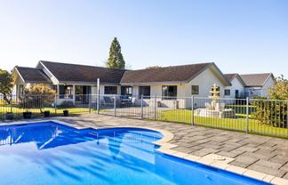 64 Athlone Drive, Cambridge
