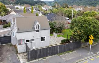 2 Gloucester Street, Silverstream