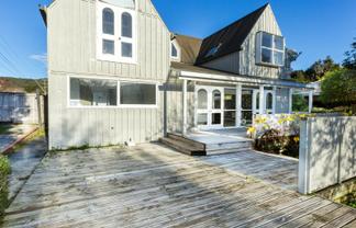 2 Gloucester Street, Silverstream