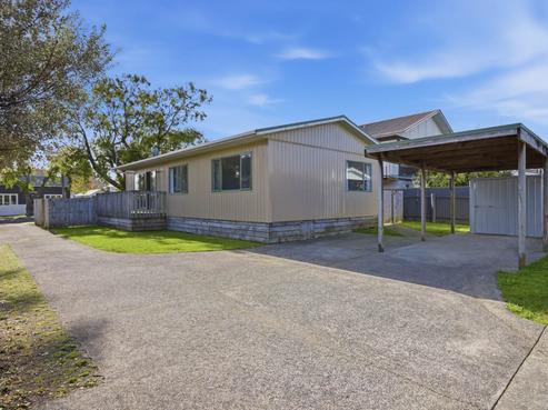 22 Saltaire Street, Avondale