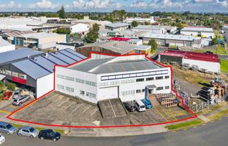 ROAD FRONTAGE WAREHOUSING AND YARD

