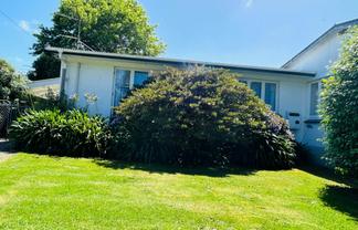 2/18 Liverpool Street, Papakura