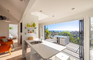 AQ/4 Bay Road, Palm Beach