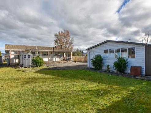 22 Fisher Place, Carterton