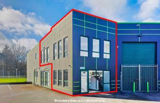 FUNCTIONAL OFFICE SPACE INDUSTRIAL HUB
