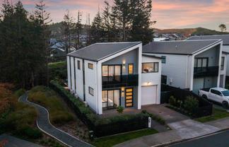 26 Paparahi Place, Orewa