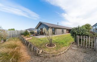 26 Poplar Grove, Feilding