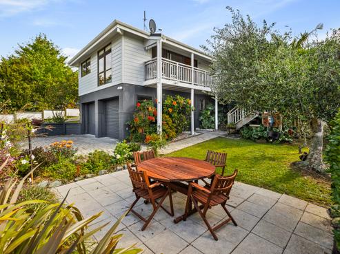 4 Forsythe Place, Massey