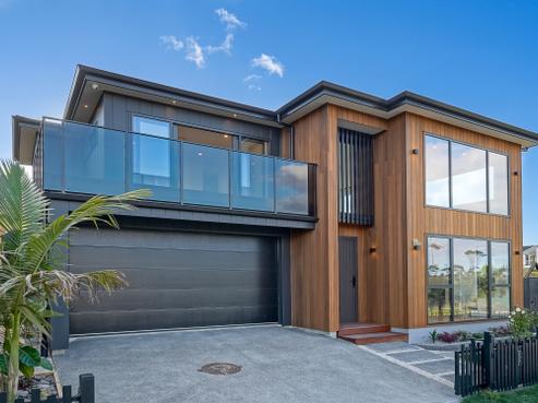 12 Streamview Way, Long Bay