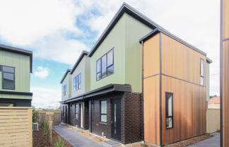13/7 Johnston Grove, Taita
