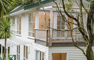 81 Kohu Road, Titirangi