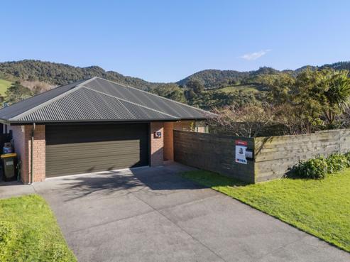 25 Thorn Road, Waihi