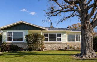 23 Allen Berry Avenue, Pirimai