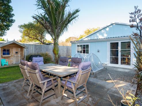 9 Kuku Street, Te Awanga