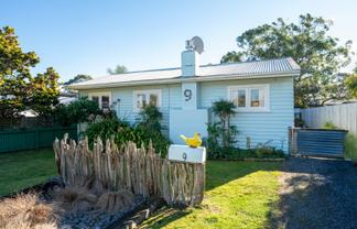 9 Kuku Street, Te Awanga