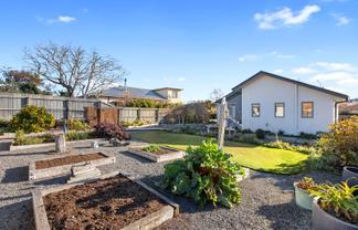610 Worcester Street, Linwood