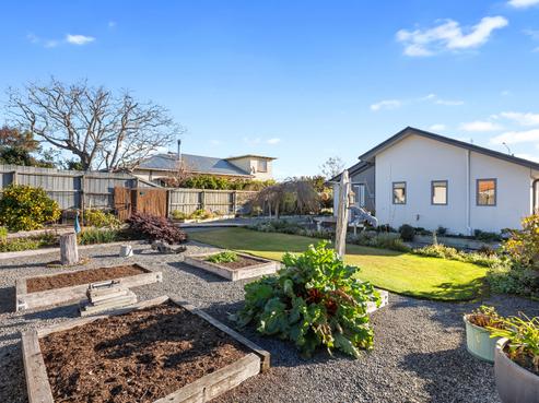 610 Worcester Street, Linwood