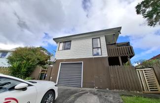 18 Halloran Place, Massey