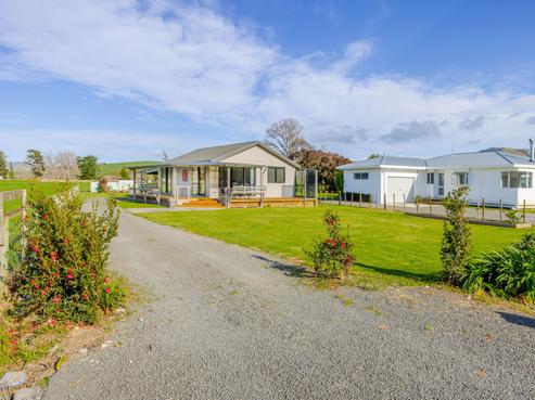 14 Beach Road, Porangahau