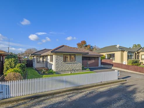 2 Astrid Court, Awapuni