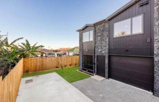 2/31 McAnnalley Street, Manurewa