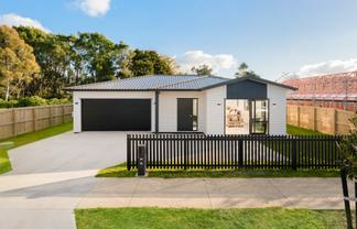 12 McIndoe Road, Huapai
