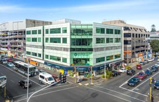 Fitted Newmarket Office | 5 Carparks