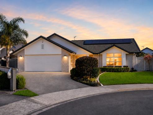 21 Merlin Close, Huntington