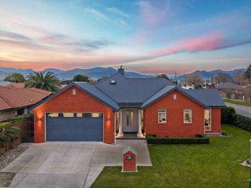 2 Rutledge Drive, Springlands